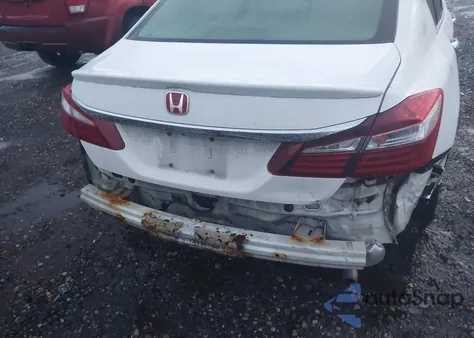 2016 Honda Accord Ex z USA, uszkodzony, nr VIN 1HGCR2F75GA172131